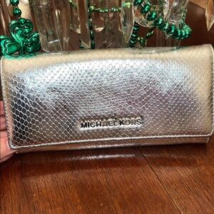 Michael Kors Metallic Silver Wallet